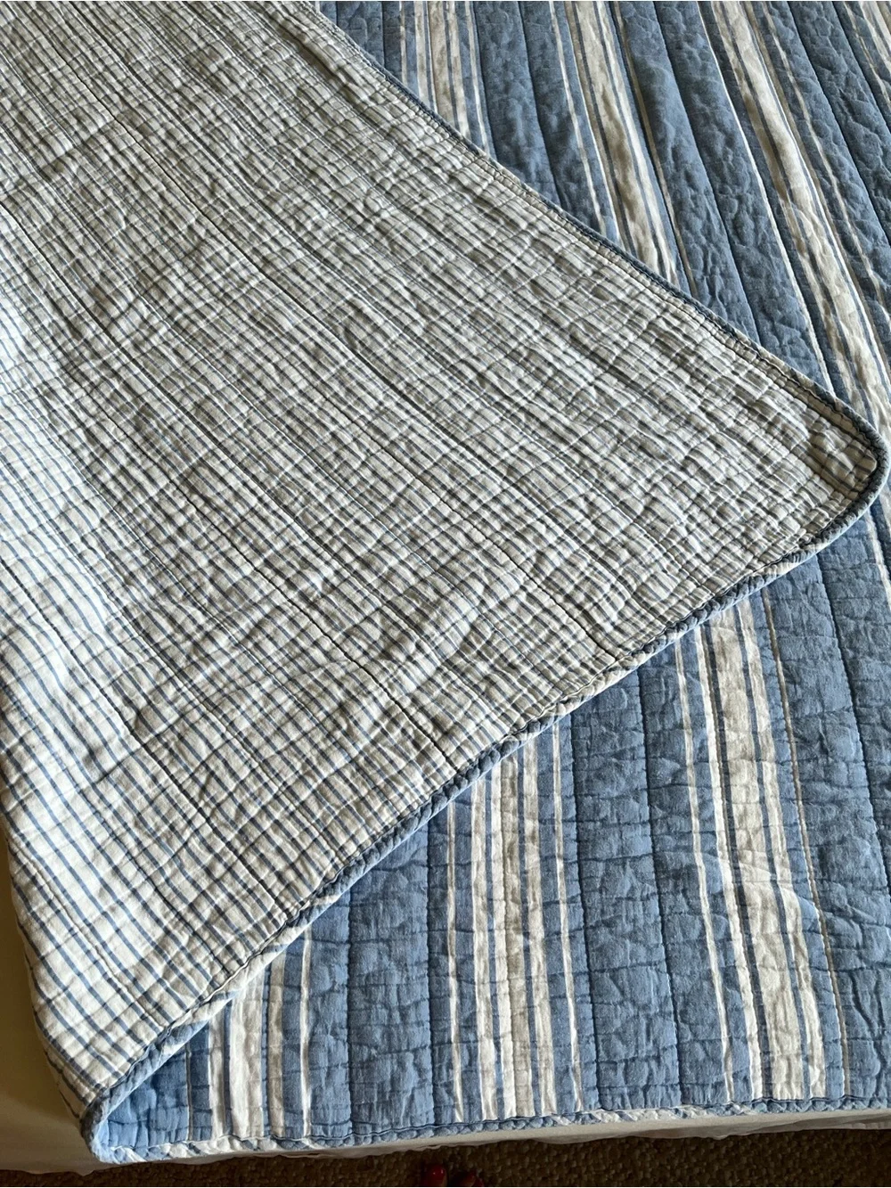 Crown & Ive Denim Blue and White Striped Comforter - Twin  74x80
